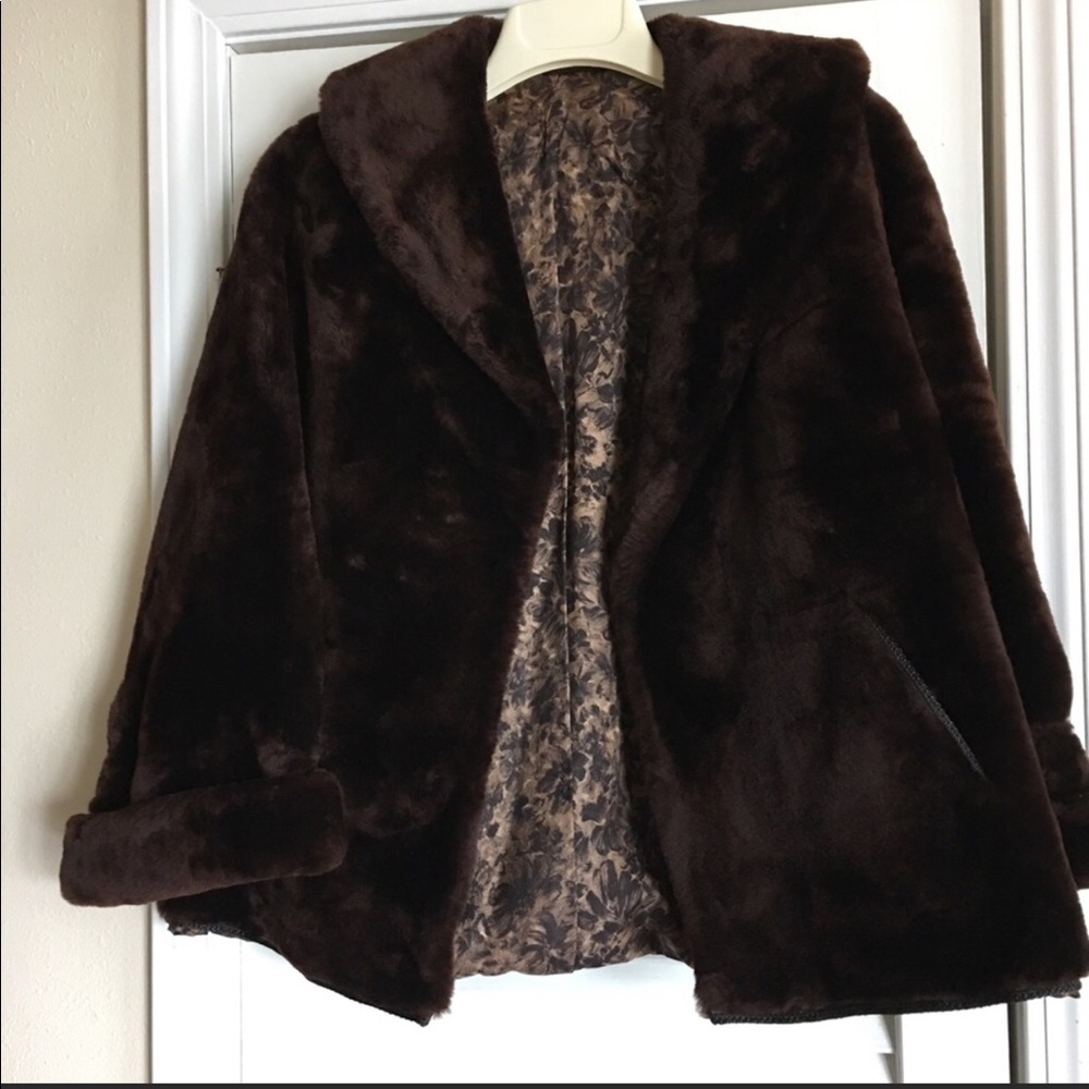 VTG. BEAU MOUTON GENUINE LAMB FUR Jacket SZ S-M